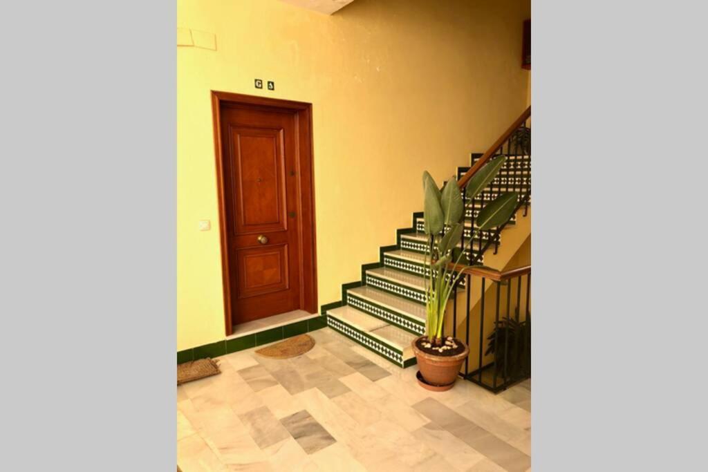 Gatu Villa Palma, Aire Acc Y Confort En El Centro Historico, " Preferente Mayores De 25 Anos Y Familias " El Puerto de Santa María Exterior foto